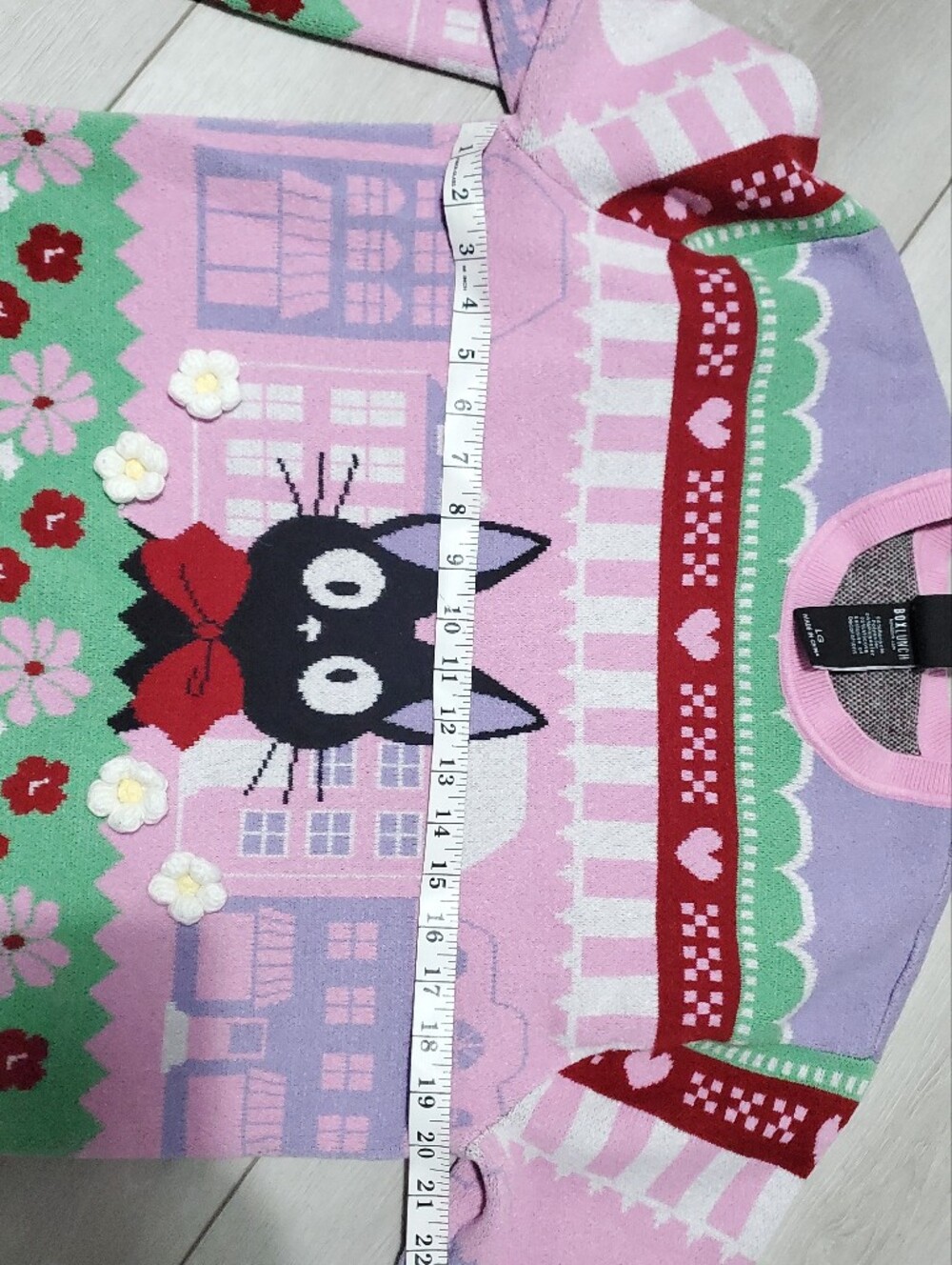 Studio Ghibli Kiki's Delivery Service Jiji Floral Portrait Holiday Sweater Sz L - Picture 8 of 9